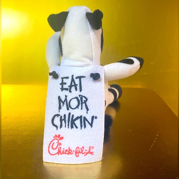 CHICK-FIL-A  PROMOTIONAL COW PLUSH WEARING DOUBLE-SIDED SIGN EAT MOR CHIKIN 2002 - Picture 5 of 15